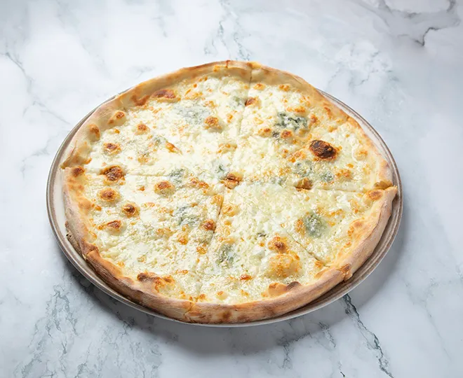 Dört Peynirli Pizza