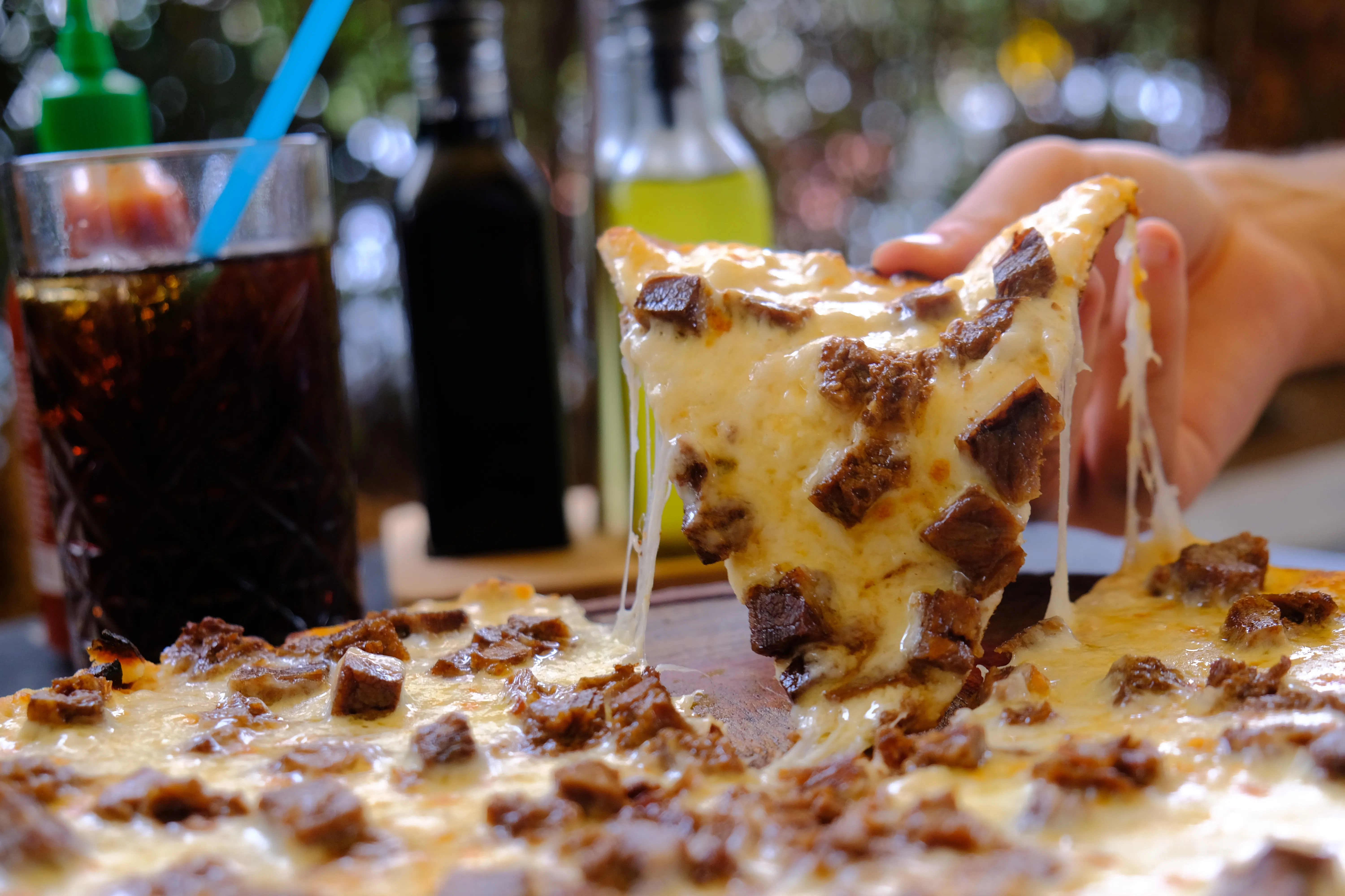 Kavurmalı Pizza