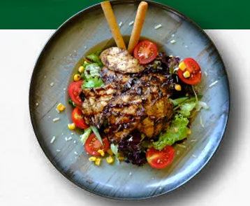 Izgara Tavuk Salata