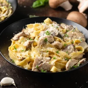Fettucihini Alfredo