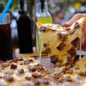 Kavurmalı Pizza