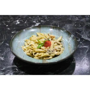 Kremalı Tavuklu Penne