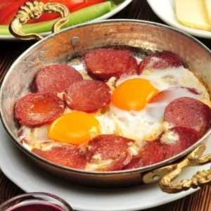 Sucuklu Yumurta